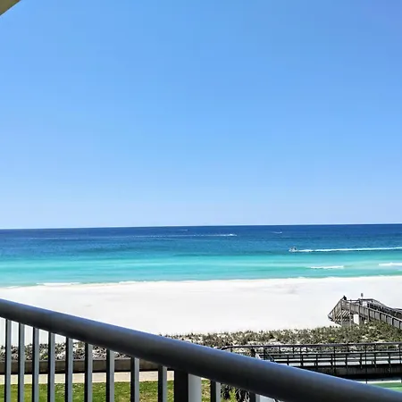 Holiday Surf And Racquet Unit 519